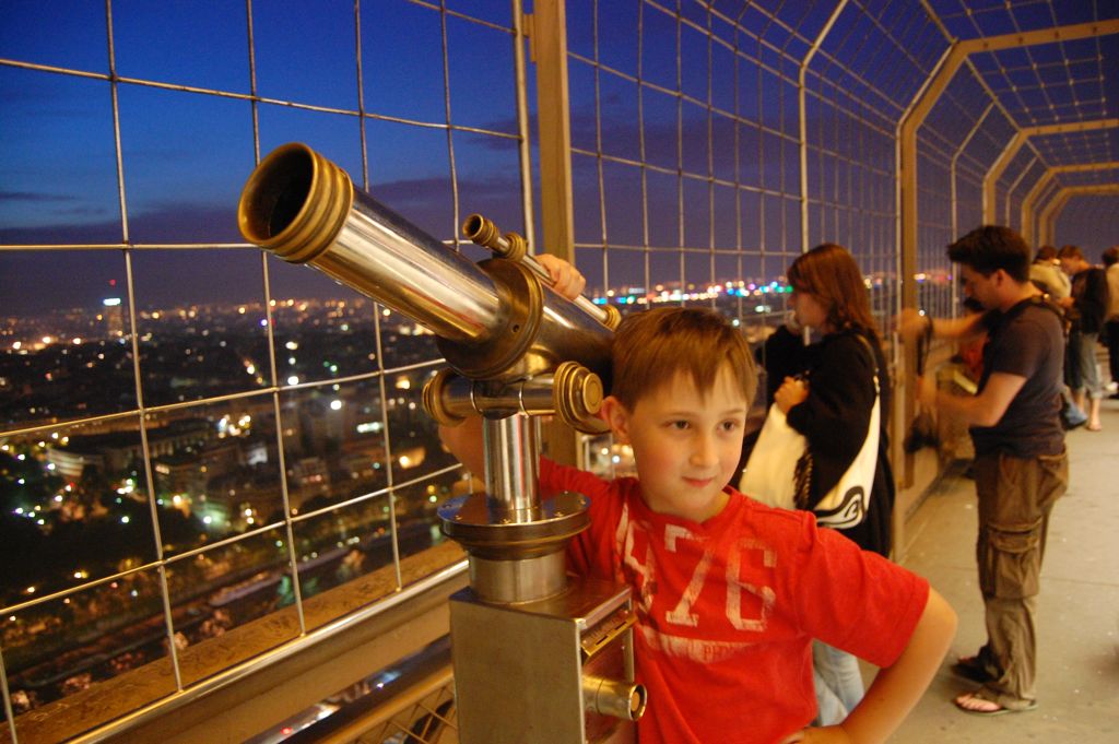 Henry, Eiffle Tower